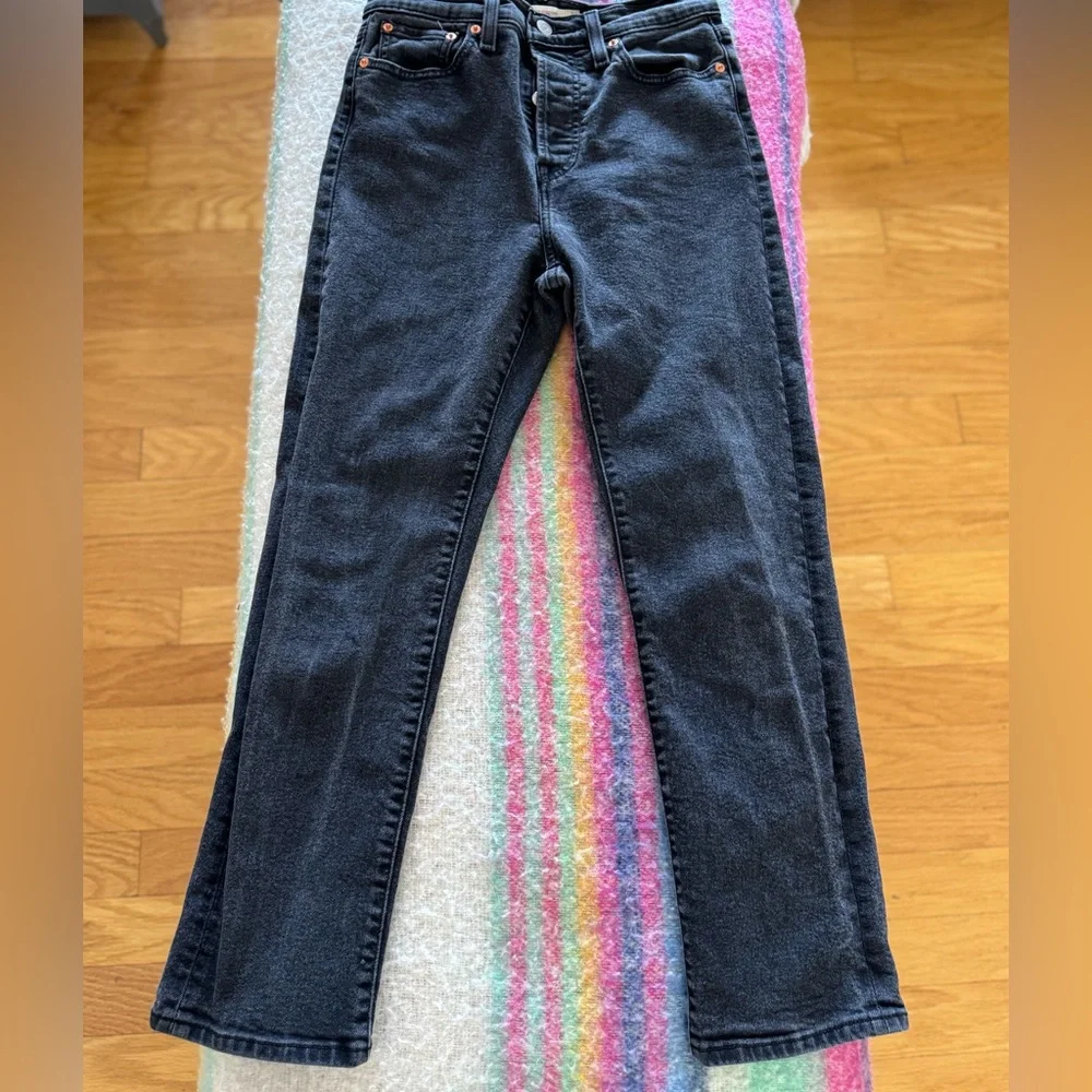 Levi’s Wedgie Straight - Picture 4 of 12